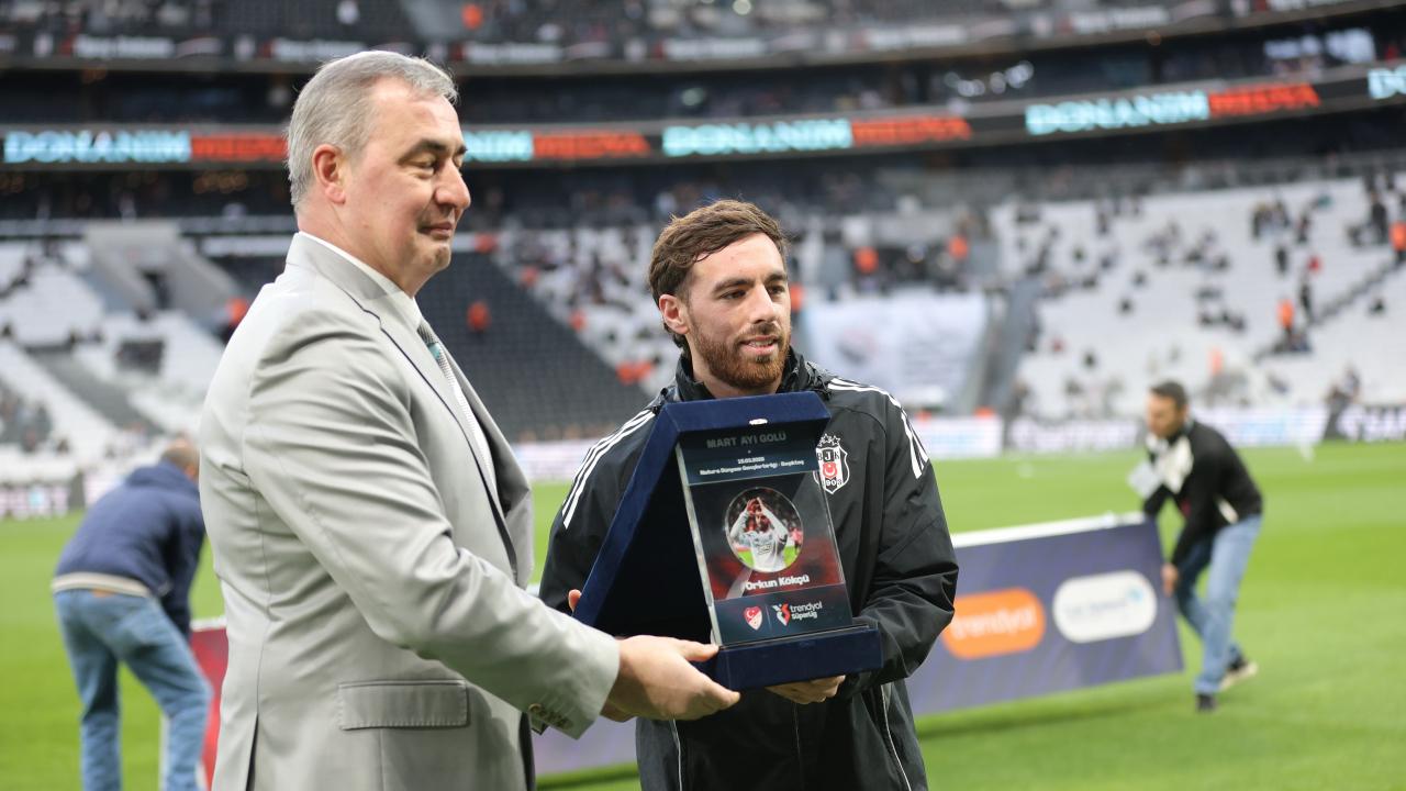 TFF'den maç öncesi Orkun Kökçü'ye ödül! En güzel gol seçildi