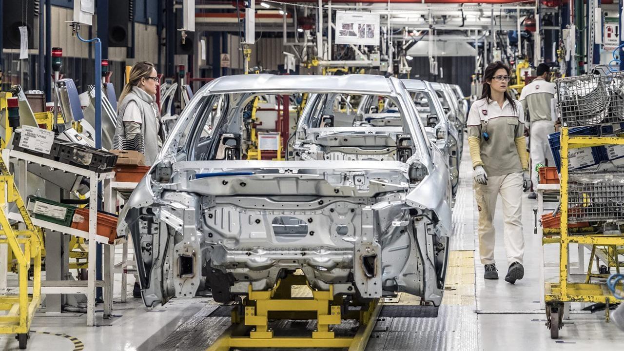 Türkiye'de sevilen otomotiv devi frene sert bastı: Planlarını tamamen iptal etti