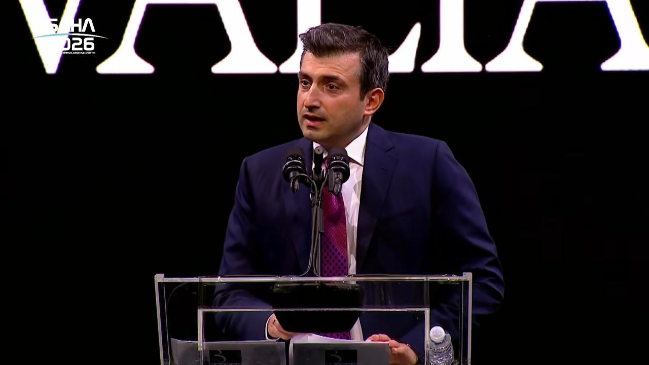 Bayraktar'dan SAHA 2026'da teknokapitalizm uyarısı ve milli yapay zeka manifestosu