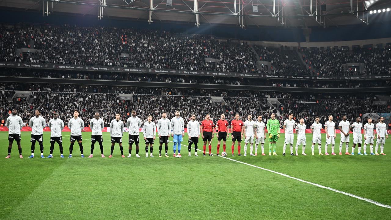 Beşiktaş taraftarından Trabzonspor maçı için flaş karar!