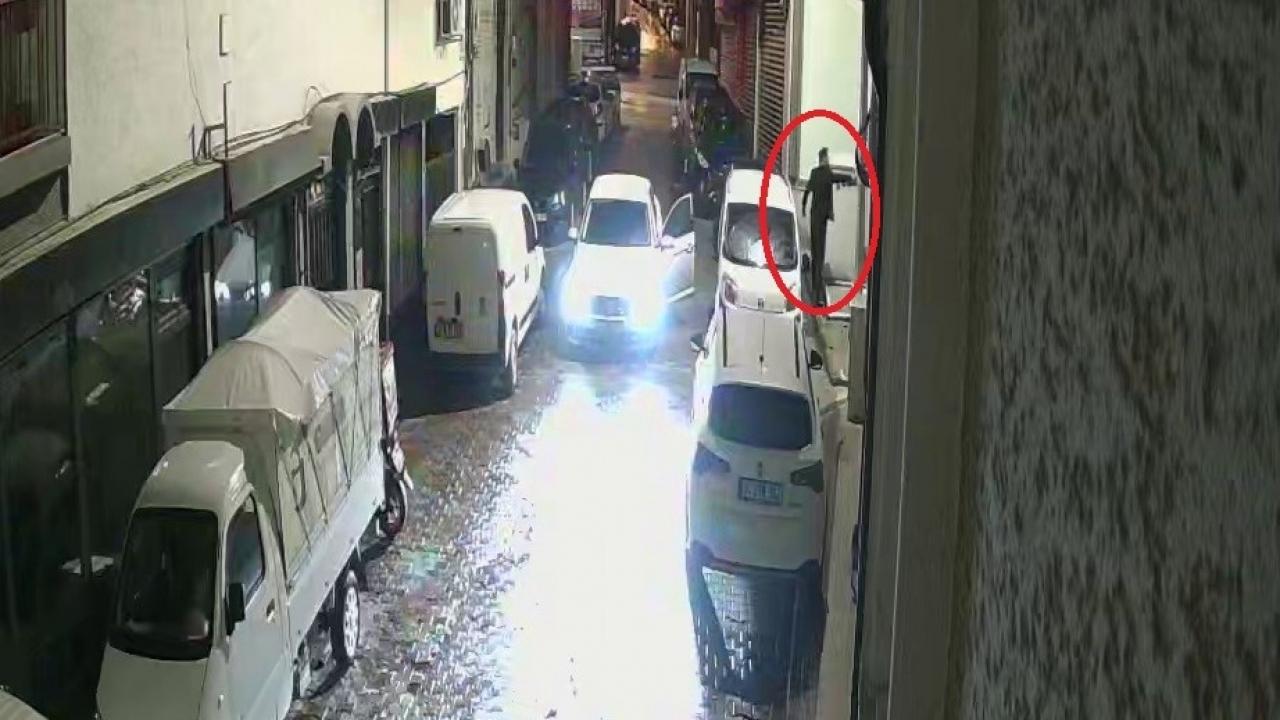 Bursa’da husumetlileri tarafından sokağa çağrılan gence kurşun yağmuru