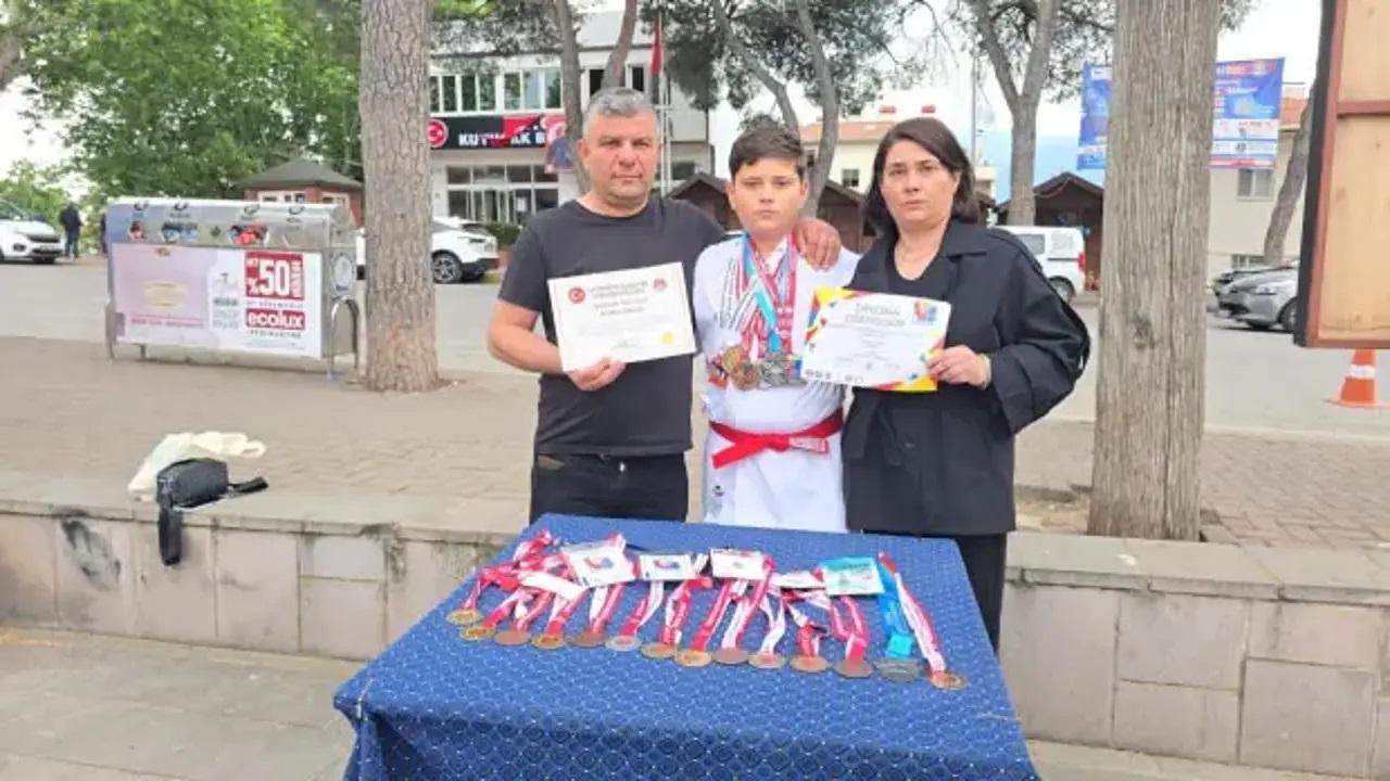 CHP'li başkanın önünü kestiği milli sporcu için Bakan Bak devreye girdi