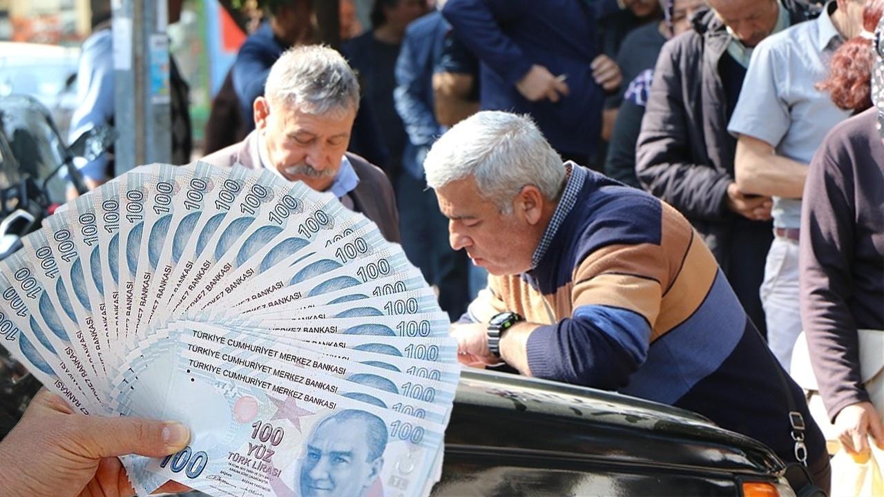 Emeklilere müjdeli haber: Bayram öncesi sürpriz!