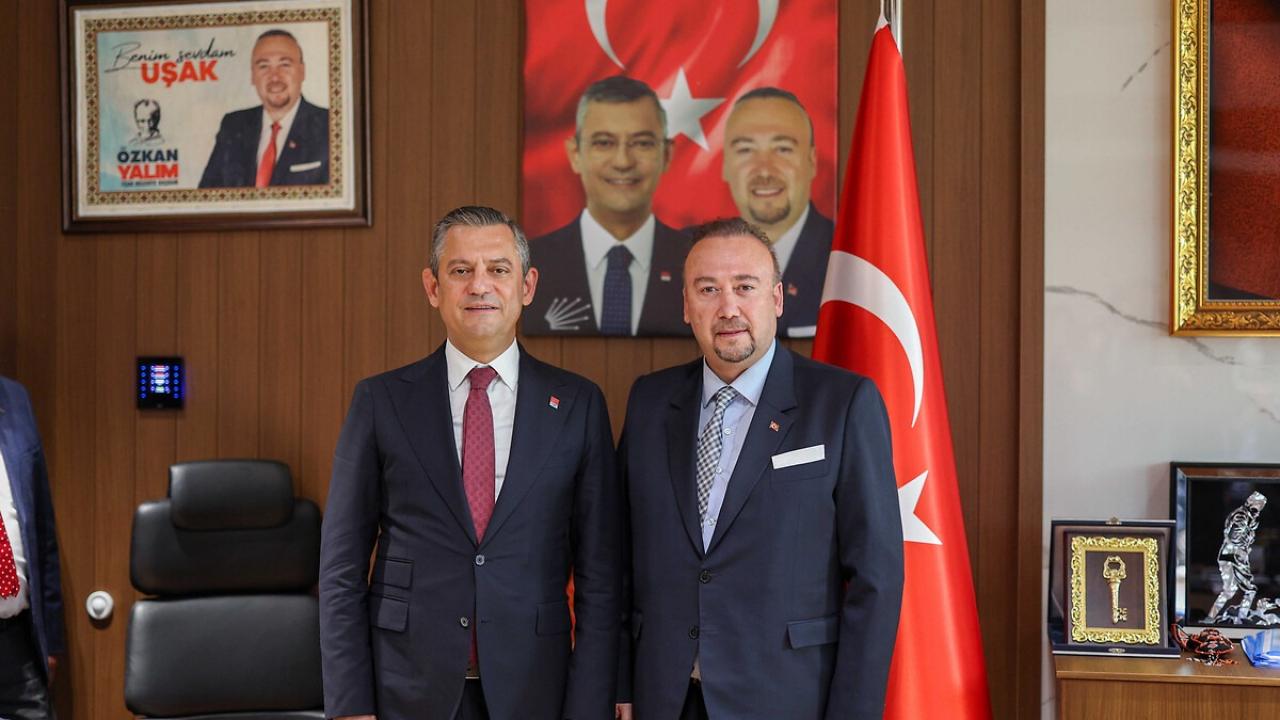 Özkan Yalım Özgür Özel'i ele verdi: 'Durbay'la otelimde görüştü, babasına araba aldım'