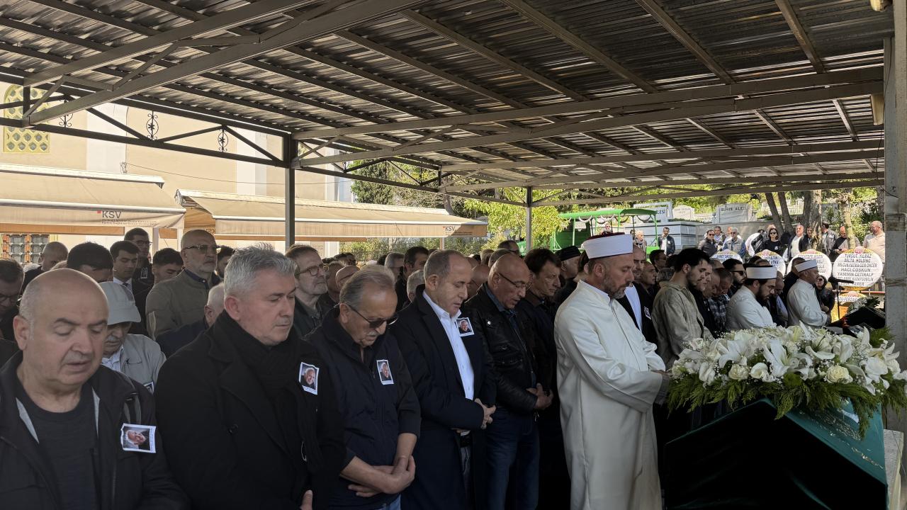 Sanatçı Mehmet Taneri son yolculuğuna uğurlandı