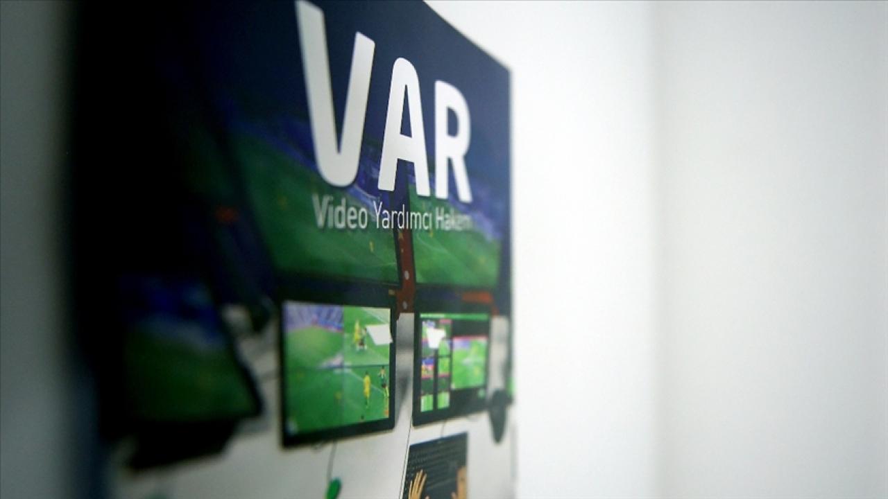 TFF Konyaspor-Fenerbahçe maçındaki penaltı kararının VAR kayıtlarını açıkladı