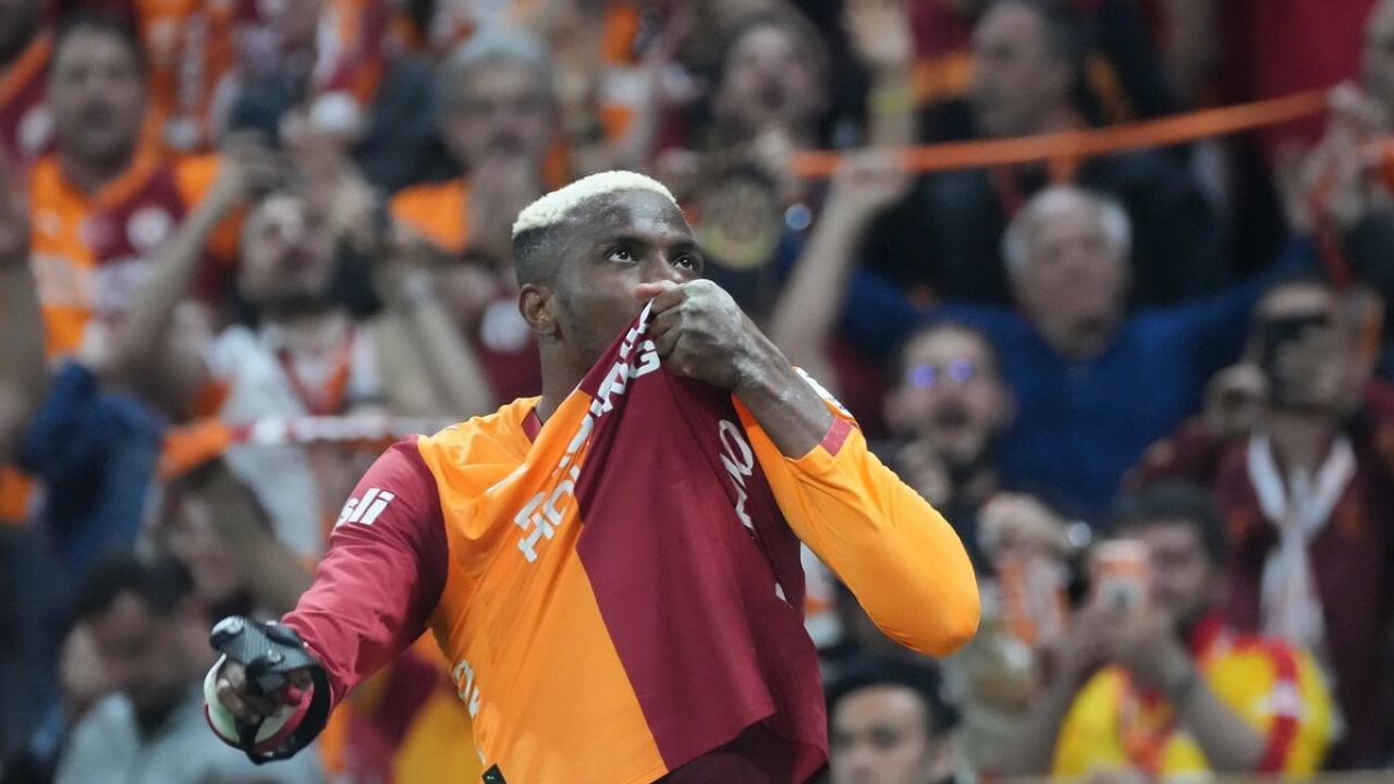 Victor Osimhen'den şampiyonluk sonrası rakiplere salvolar! 'Yapabileceğiniz tek şey...'