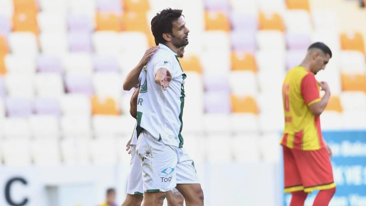 1. Lig'e çıkan Bursaspor takım kaptanıyla yollarını ayırdı
