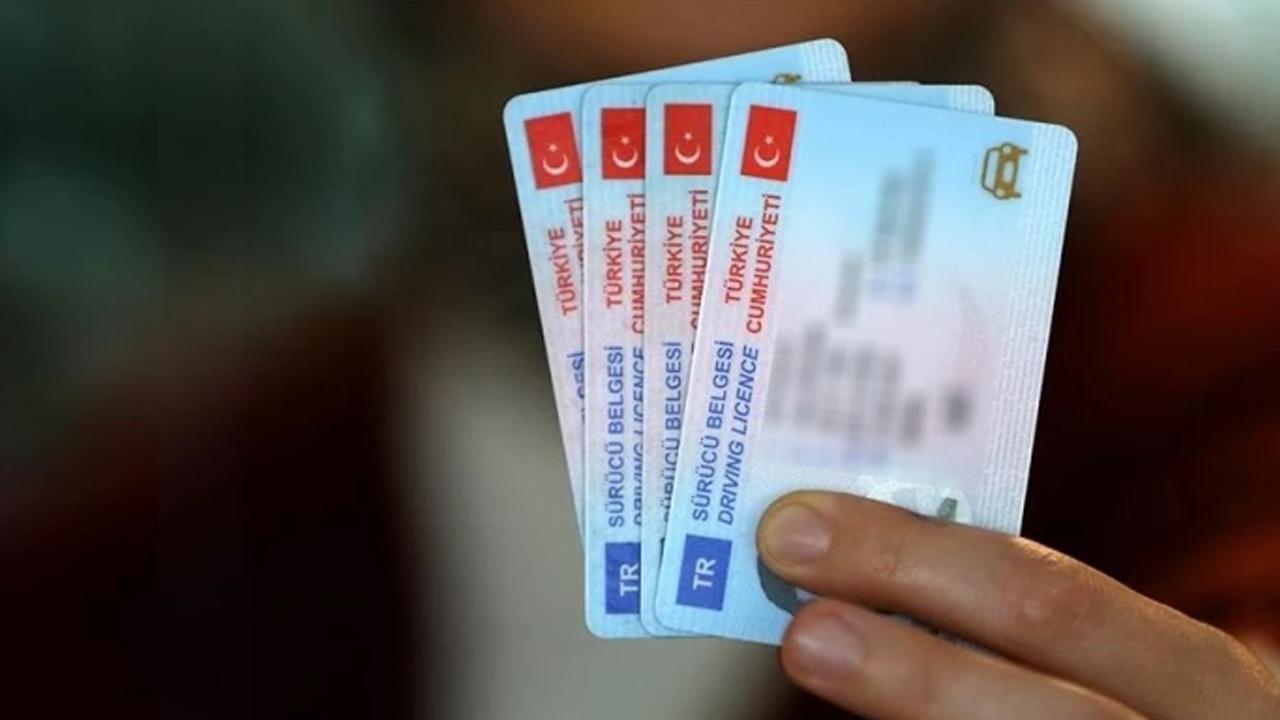 Ehliyet sahipleri dikkat: Kontrolden geçilecek! 65 ve 80 detayı...