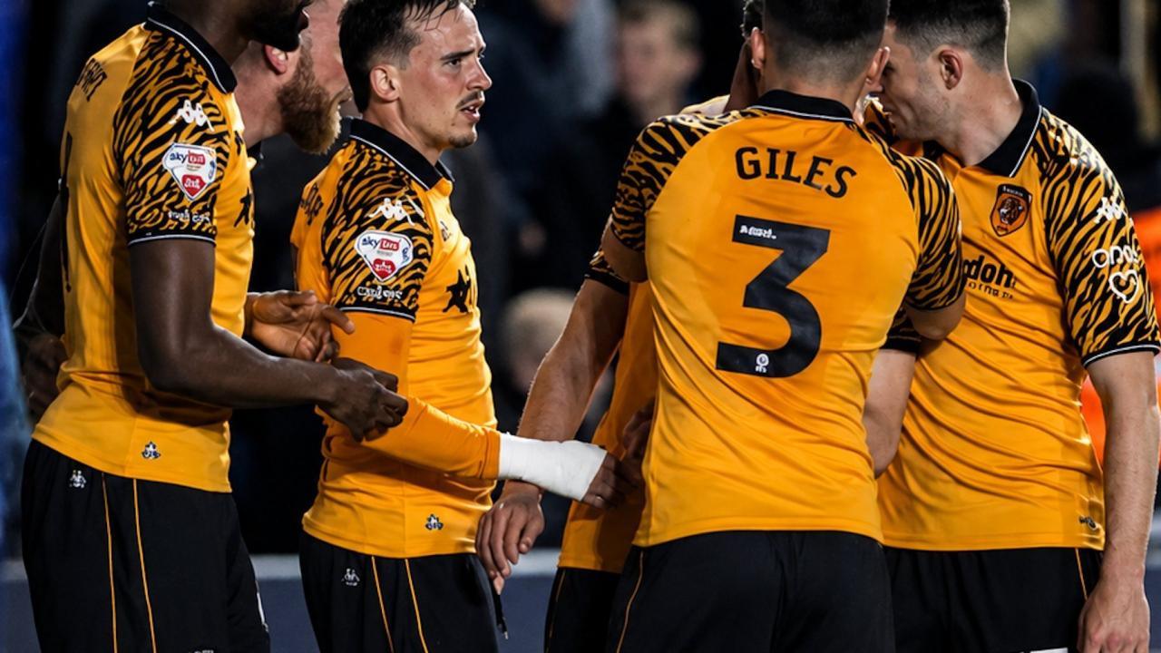 Hull City, Premier Lig'in kapısında! Son bir maç k…