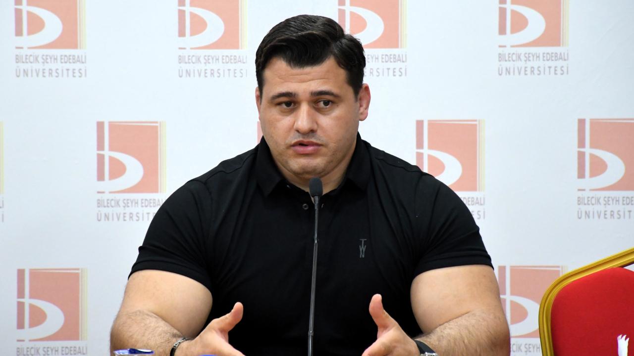 Rıza Kayaalp:  Allah bize büyük işler yapmayı nasip etti