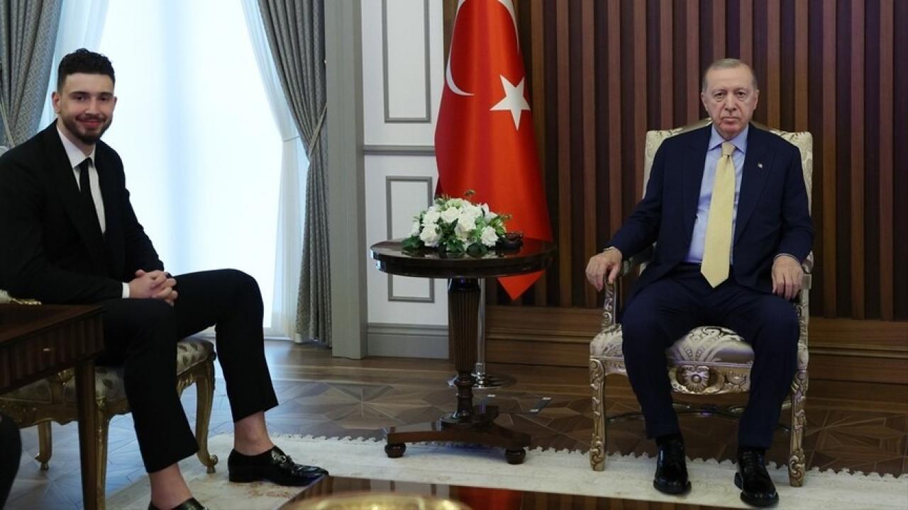 Cumhurbaşkanı Erdoğan, Alperen Şengün'ü kabul etti