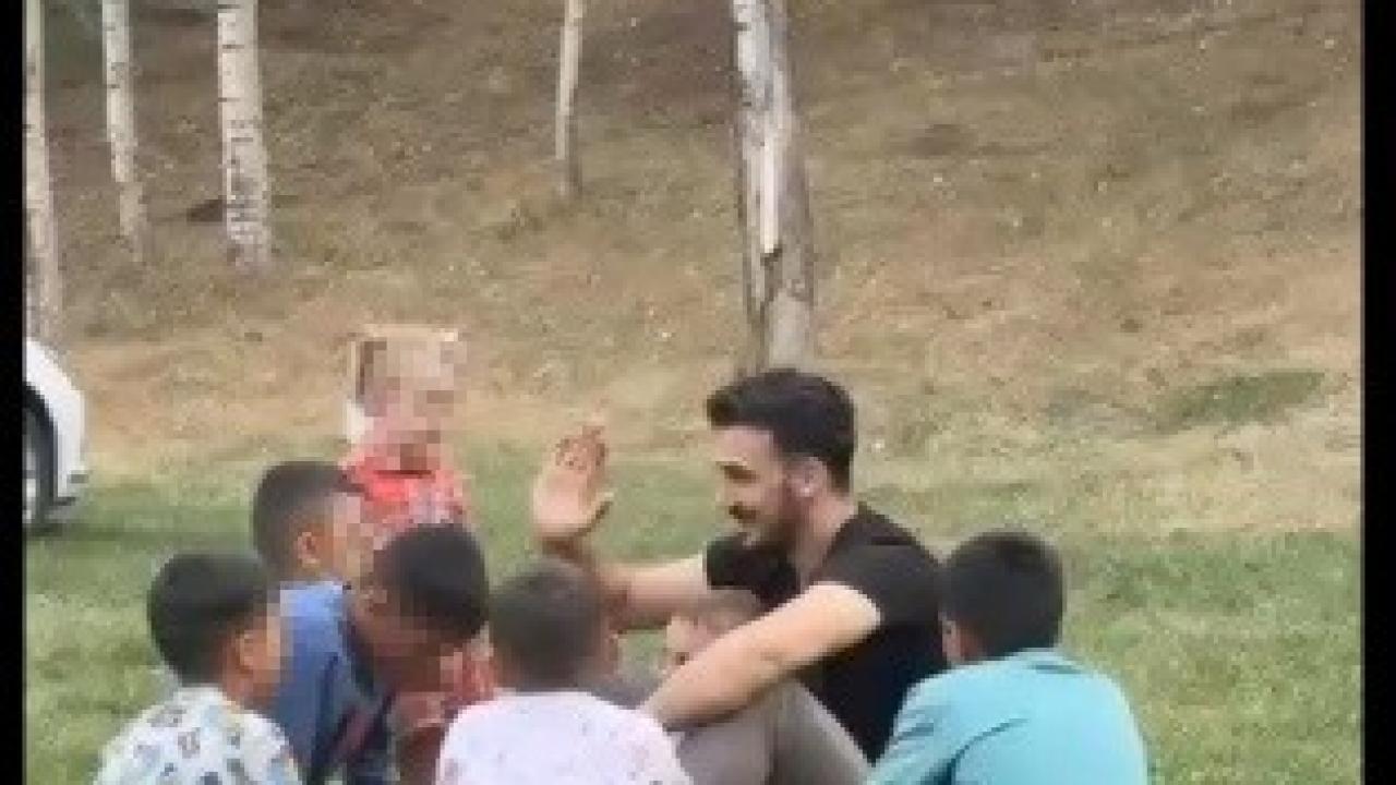 İşte şehit polis memuru Emrah Koç'un çocuklarla eğlendiği görüntüleri