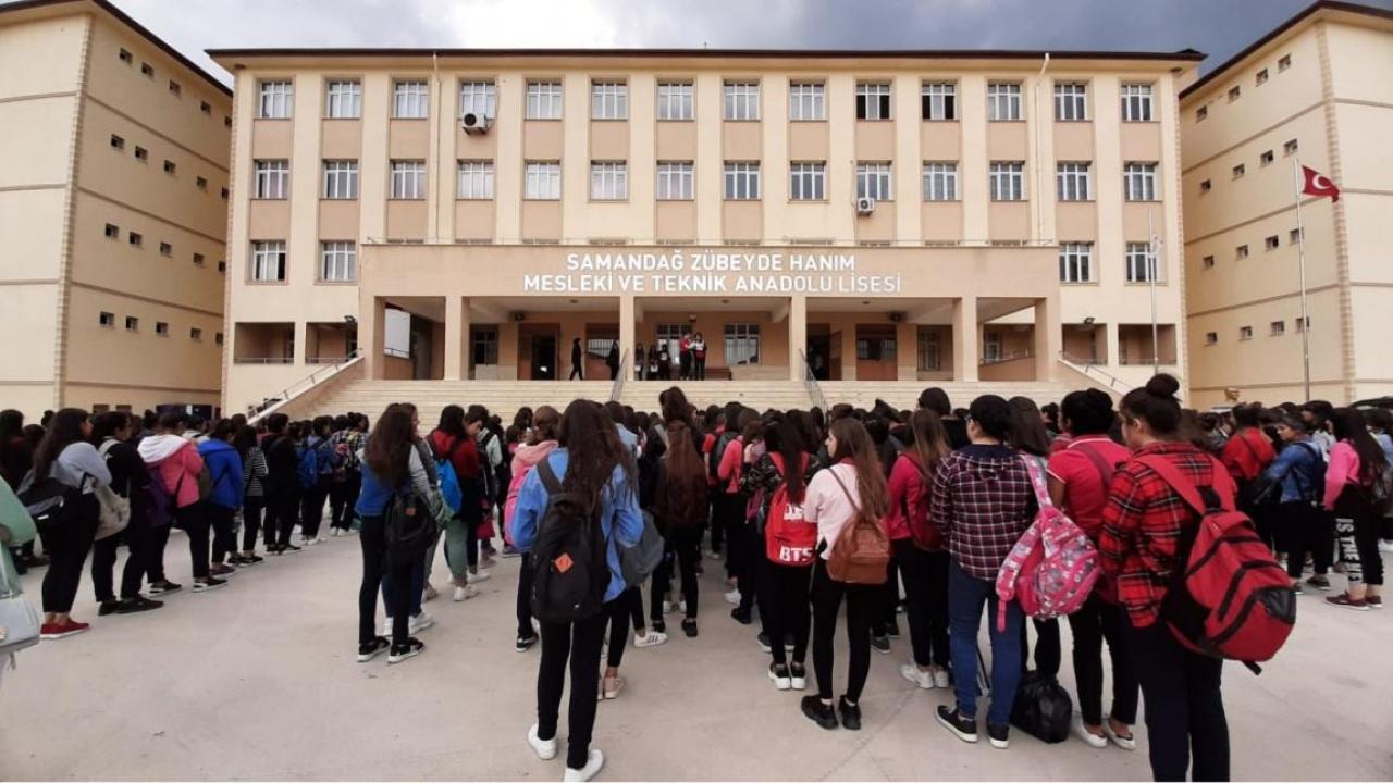 Son dakika: Samandağ’da okullar 1 gün tatil edildi