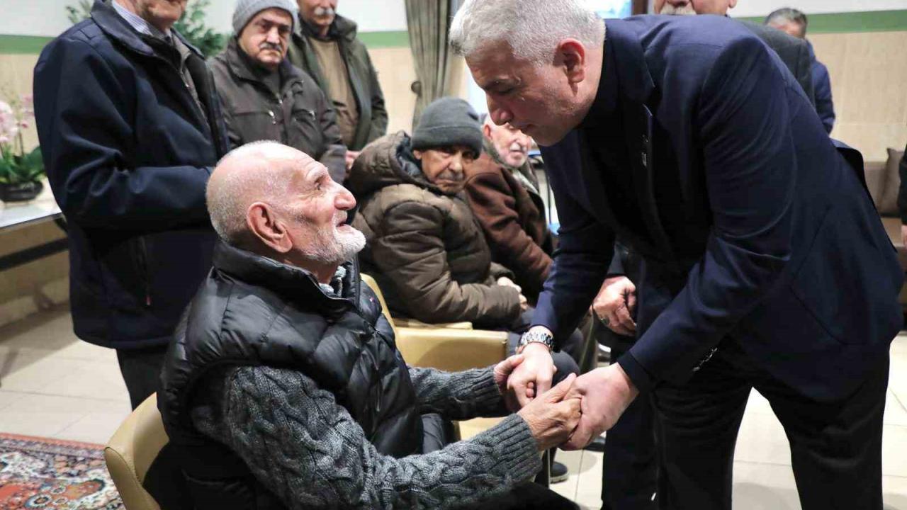 Ticaret Bakanı Bolat, Kurban Bayramı öncesinde Darülaceze’yi ziyaret etti