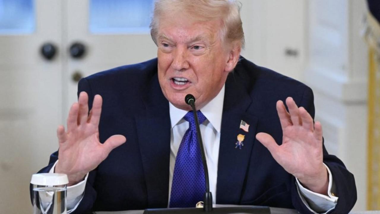 Trump 10 milyar dolarlık davadan geri çekildi