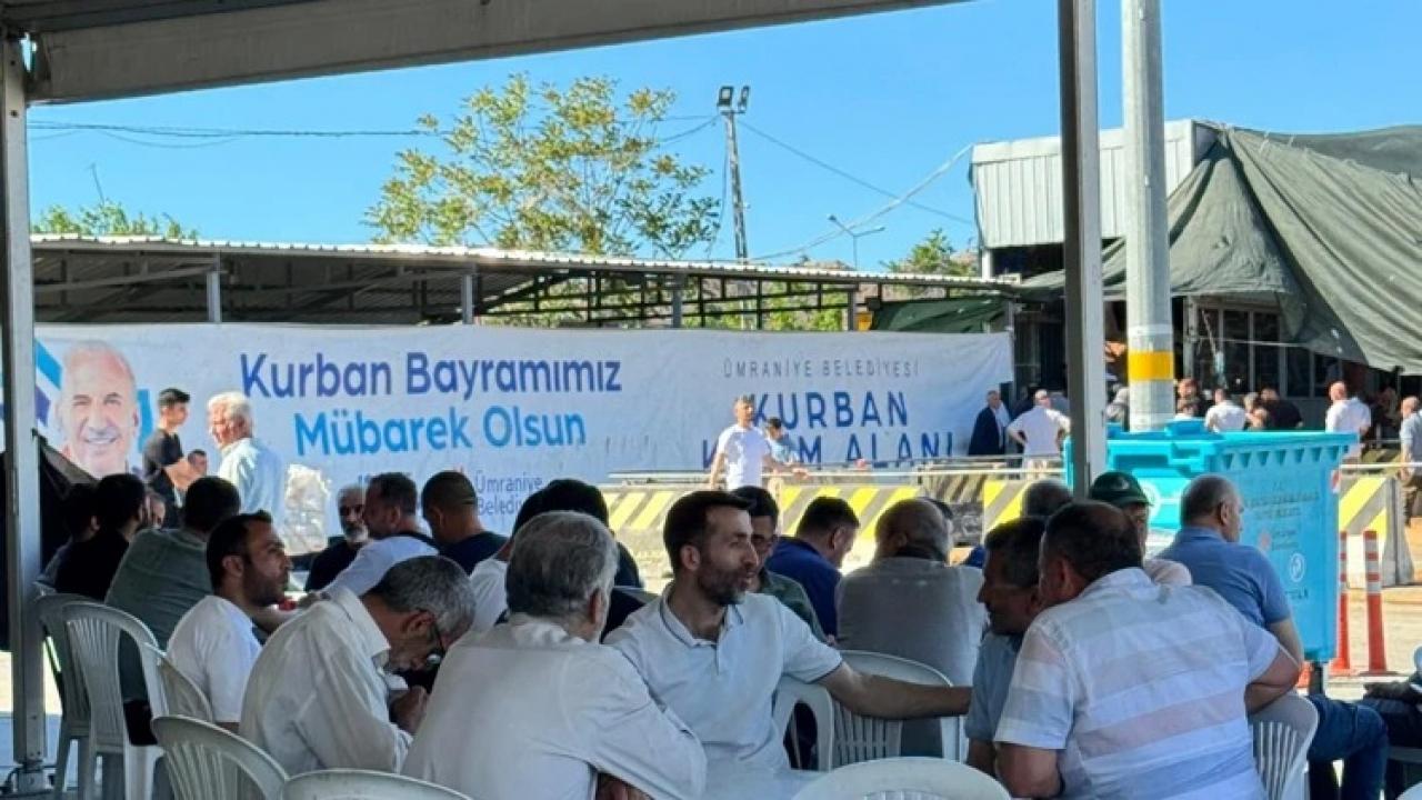 Ümraniye’de kurban kesimleri hijyenik şartlarda yapıldı Ümraniye’de kurban kesimleri hijyenik şartlarda yapıldı