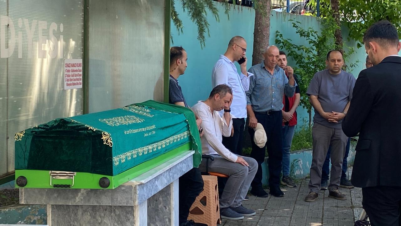 5’inci kattan düşen Ebrar bebek, toprağa verildi