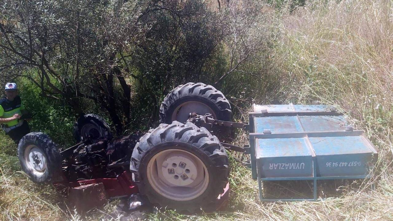 76 yaşındaki adamın kahreden ölümü: Traktörün altında kaldı!