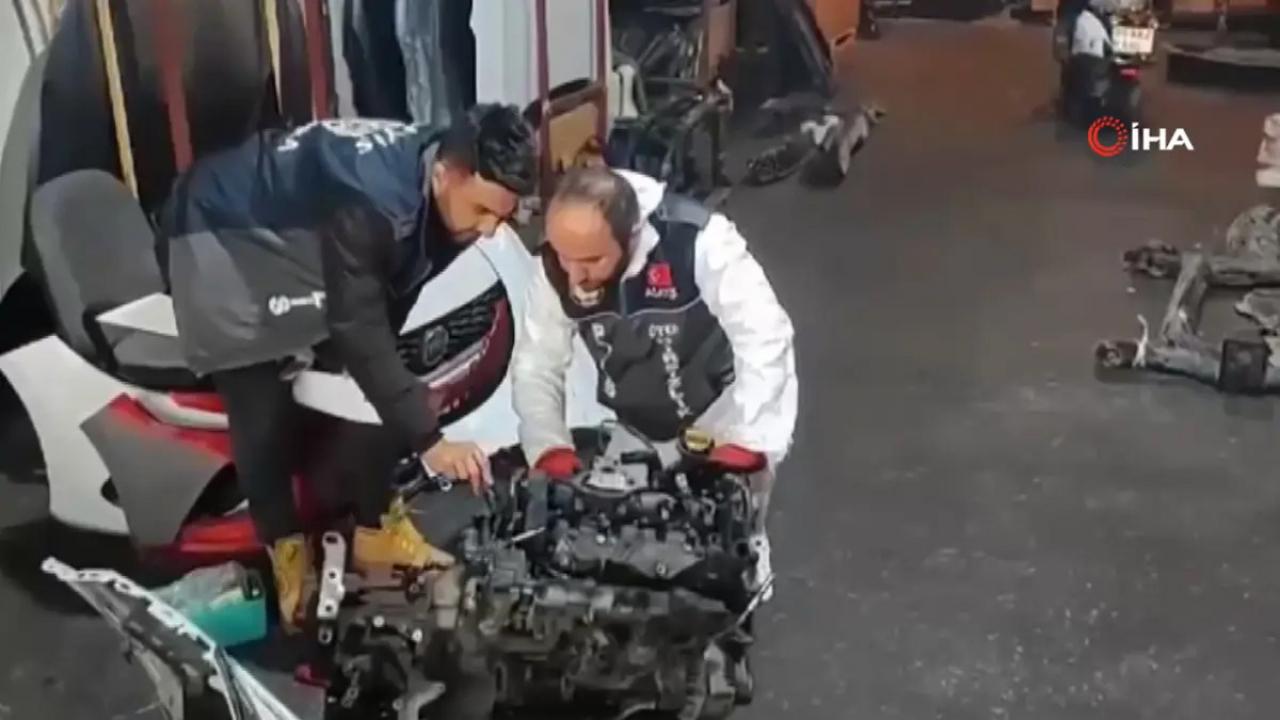 Ankara'da polis ekipleri tarafından düzenlenen change araç operasyonundan görüntü.