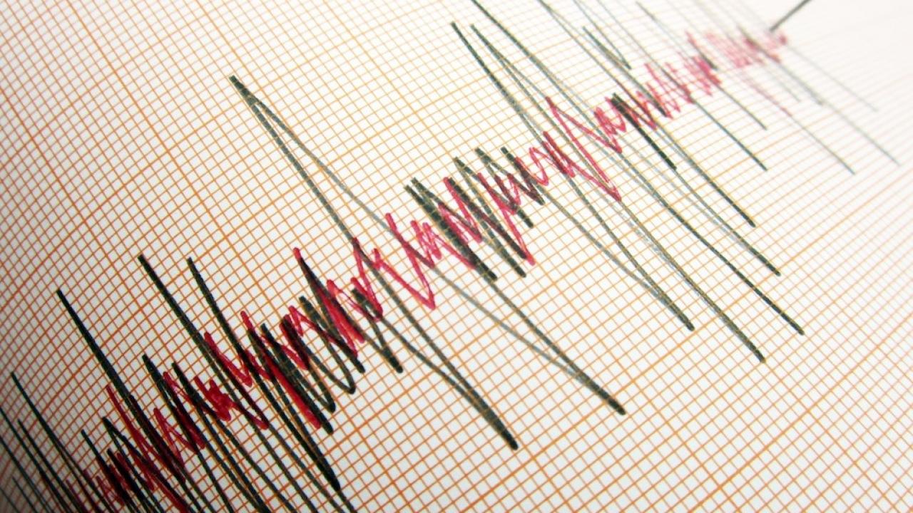 İtalya’nın güneyinde şiddetli deprem! 4 ülkeyi salladı