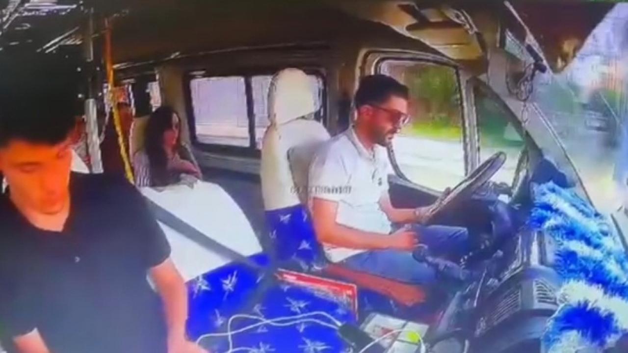 Adana'da direksiyon başındaki uyku facia ile bitti! Çok sayıda yaralı var