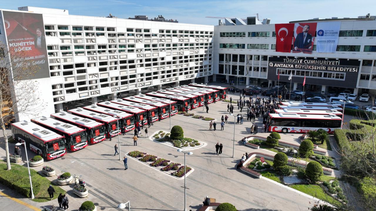 Antalya Büyükşehir Belediyesine yönelik soruşturmada 10 gözaltı!