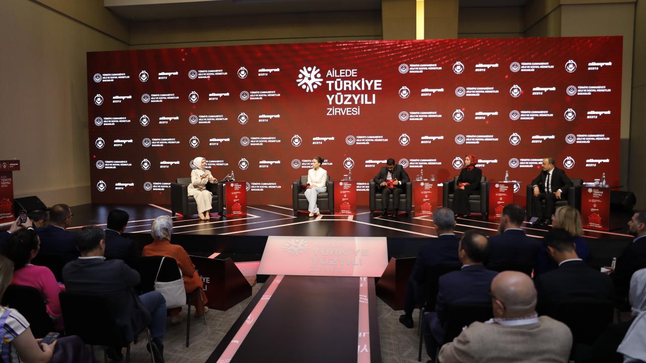 Bakan Göktaş’tan kritik uyarı: Çocukları bekleyen tehlikeyi anlattı