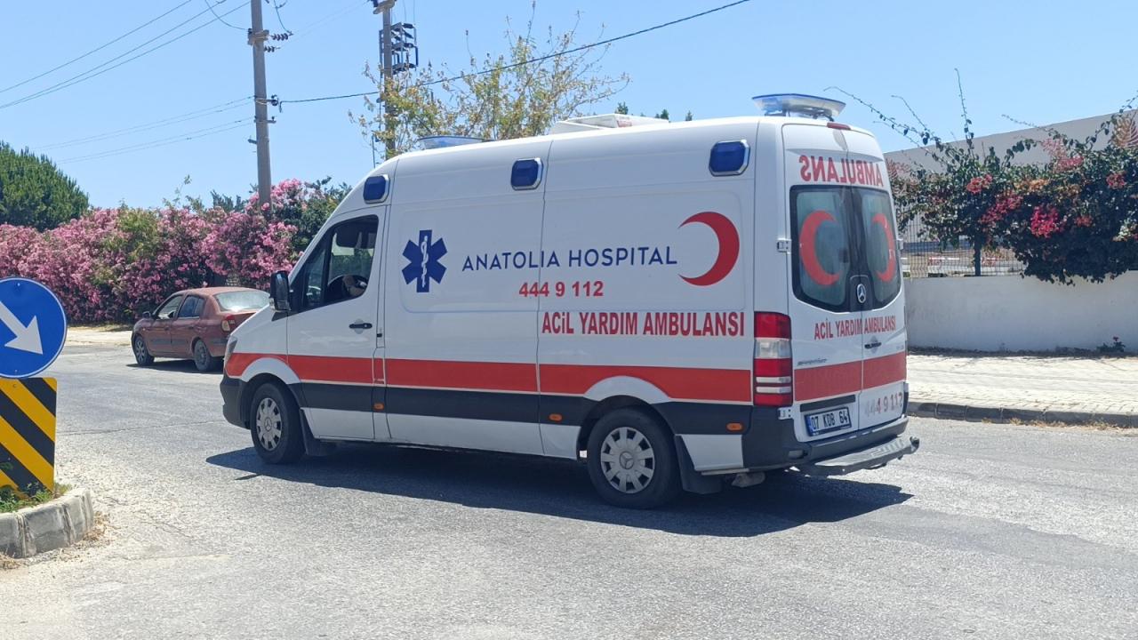 Otelde klor gazı alarmı! 25 kişi hastaneye kaldırıldı! Otelde klor gazı alarmı! 25 kişi hastaneye kaldırıldı!