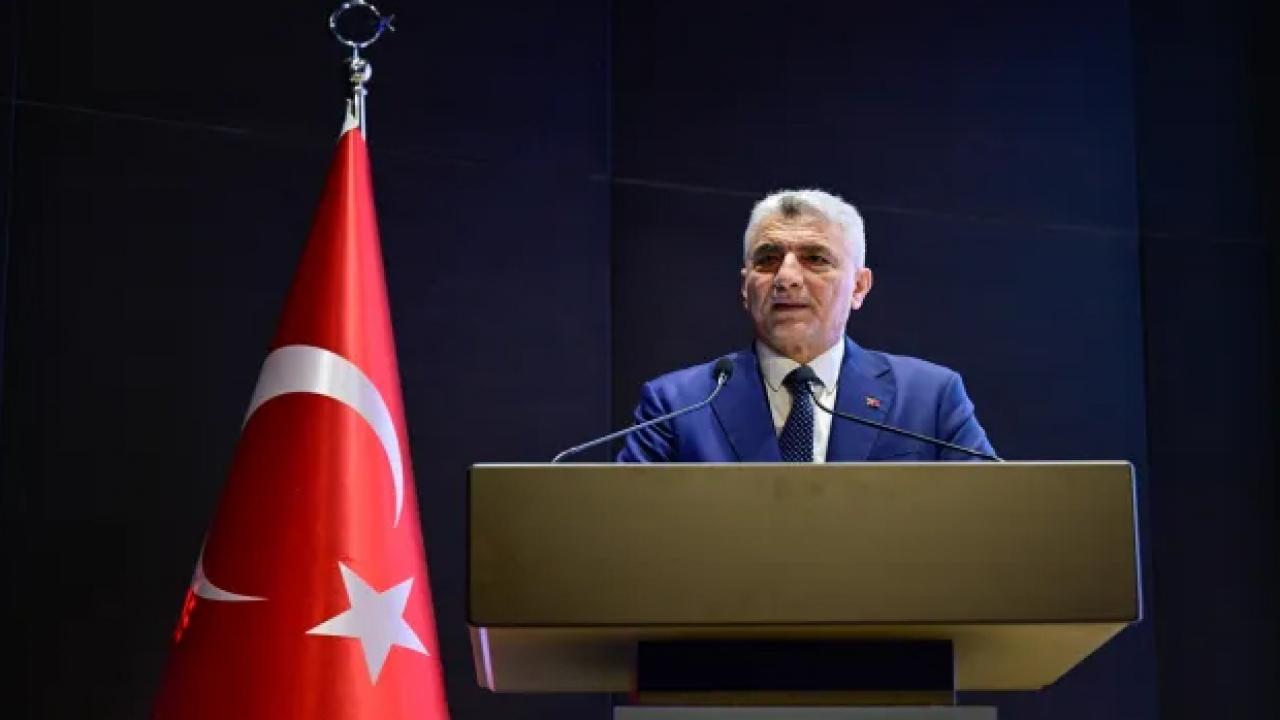 Ticaret Bakanı Ömer Bolat, OİBVentures Mobilite İnovasyon Fonu'nun tanıtım toplantısında konuşuyor.