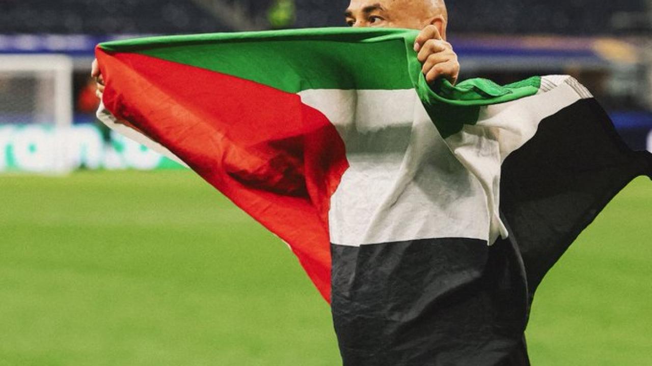 Dünya Kupası'nda tarihi zaferi Filistin bayrağıyla kutladı!