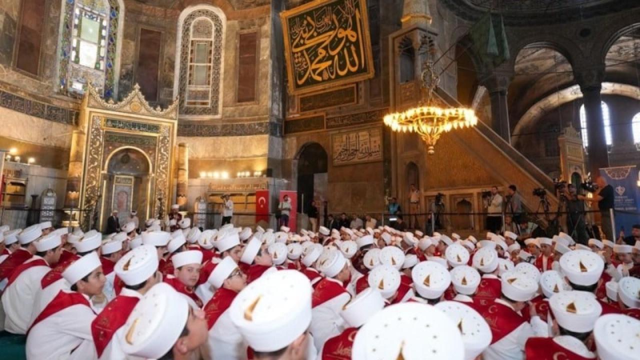 Ayasofya’da tüyleri diken diken eden an: 253 hafızdan hatim