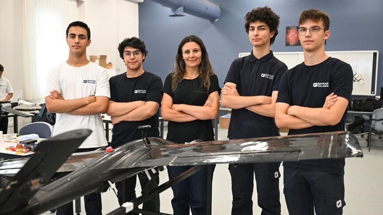 Baykar Fen Lisesi, Milli Teknoloji Hamlesi’nin geleceğini yetiştiriyor Baykar Fen Lisesi, Milli Teknoloji Hamlesi’nin geleceğini yetiştiriyor