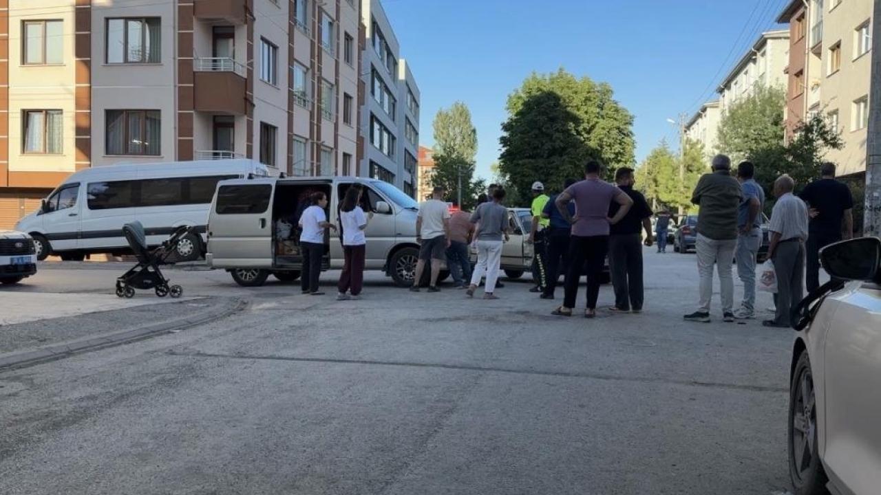 Eskişehir’de kazanın ardından kavga çıktı: 6 yaralı Eskişehir’de kazanın ardından kavga çıktı: 6 yaralı