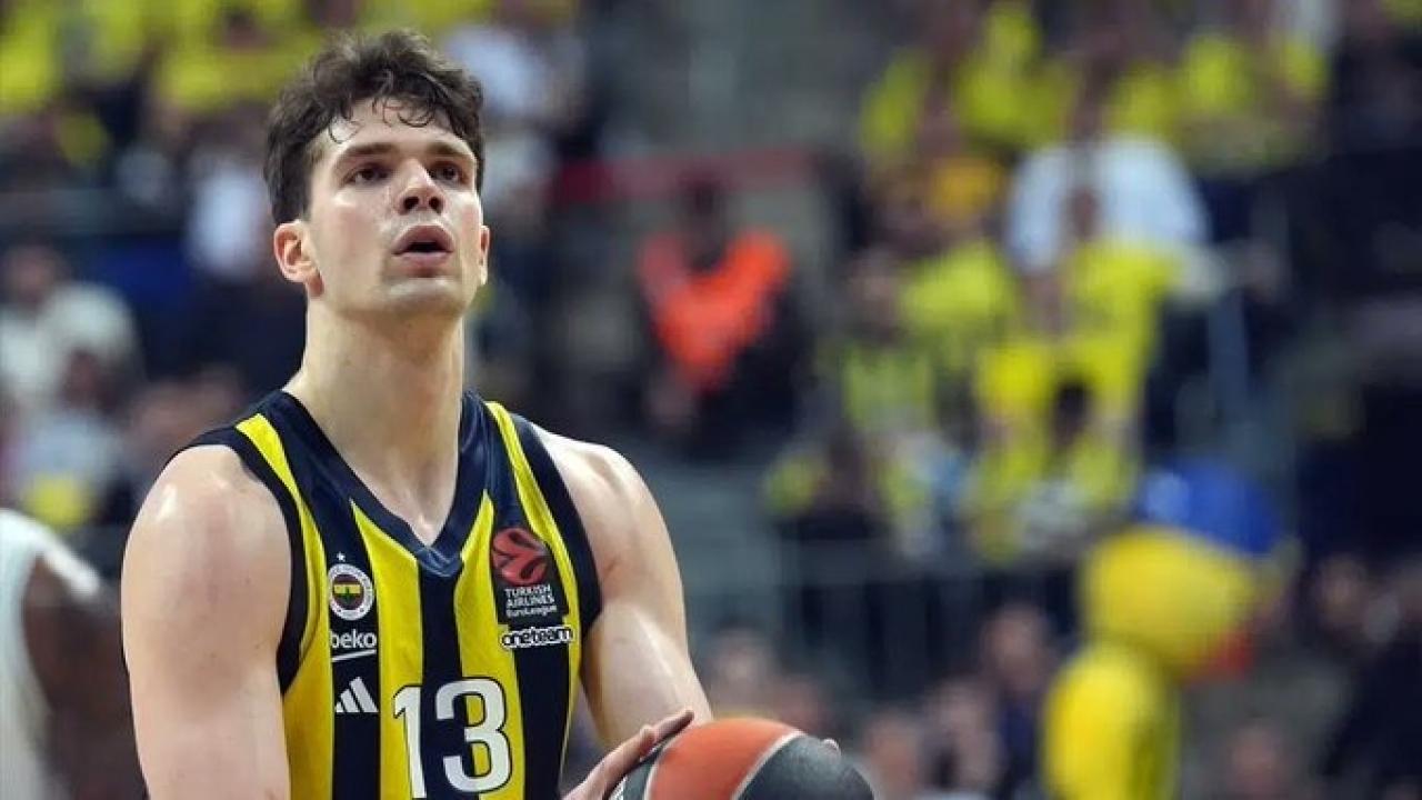 Fenerbahçeli yıldız takımdan ayrıldı! NBA’de forma giyecek Fenerbahçeli yıldız takımdan ayrıldı! NBA’de forma giyecek