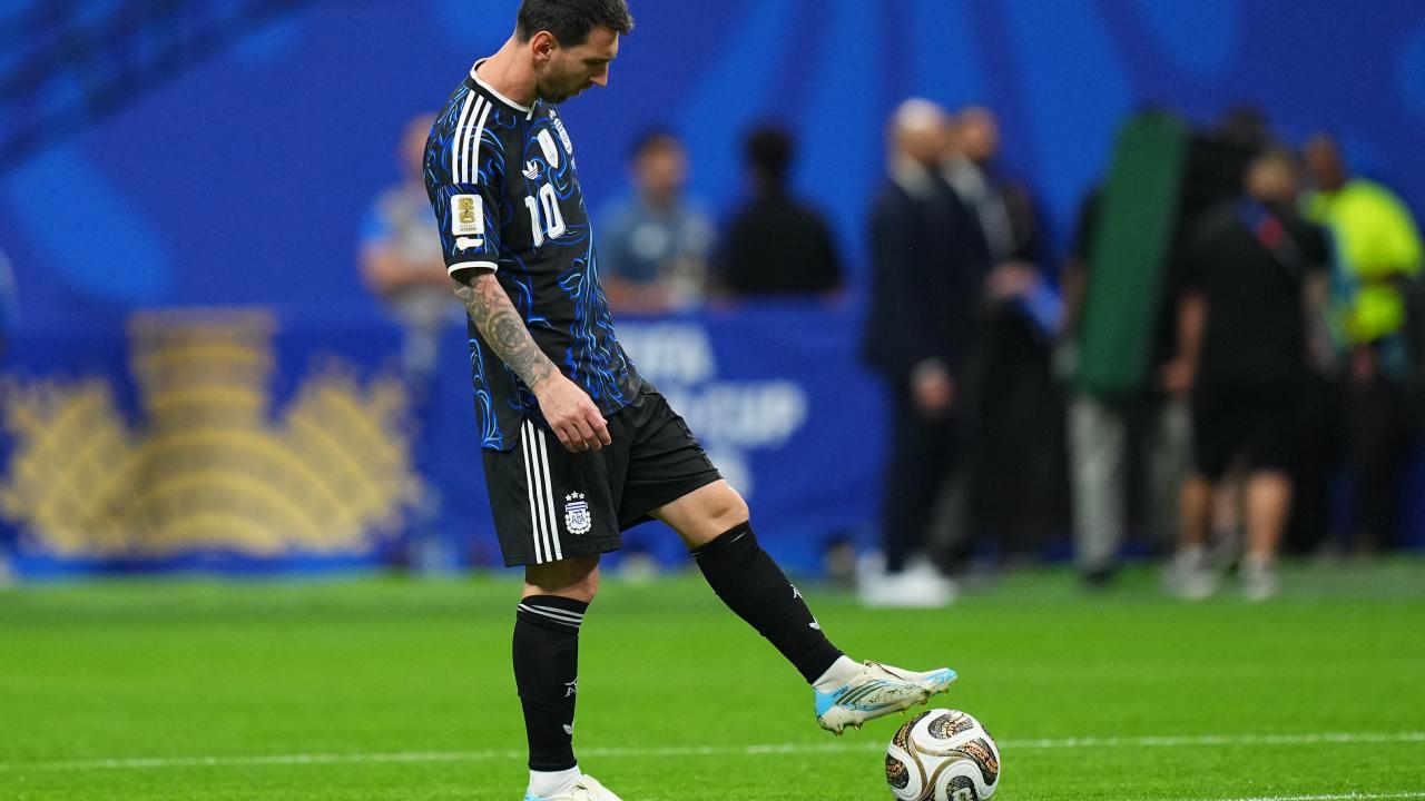 38 yaşında rekor üstüne rekor! Messi, İngiltere’yi darmadağın etti 38 yaşında rekor üstüne rekor! Messi, İngiltere’yi darmadağın etti