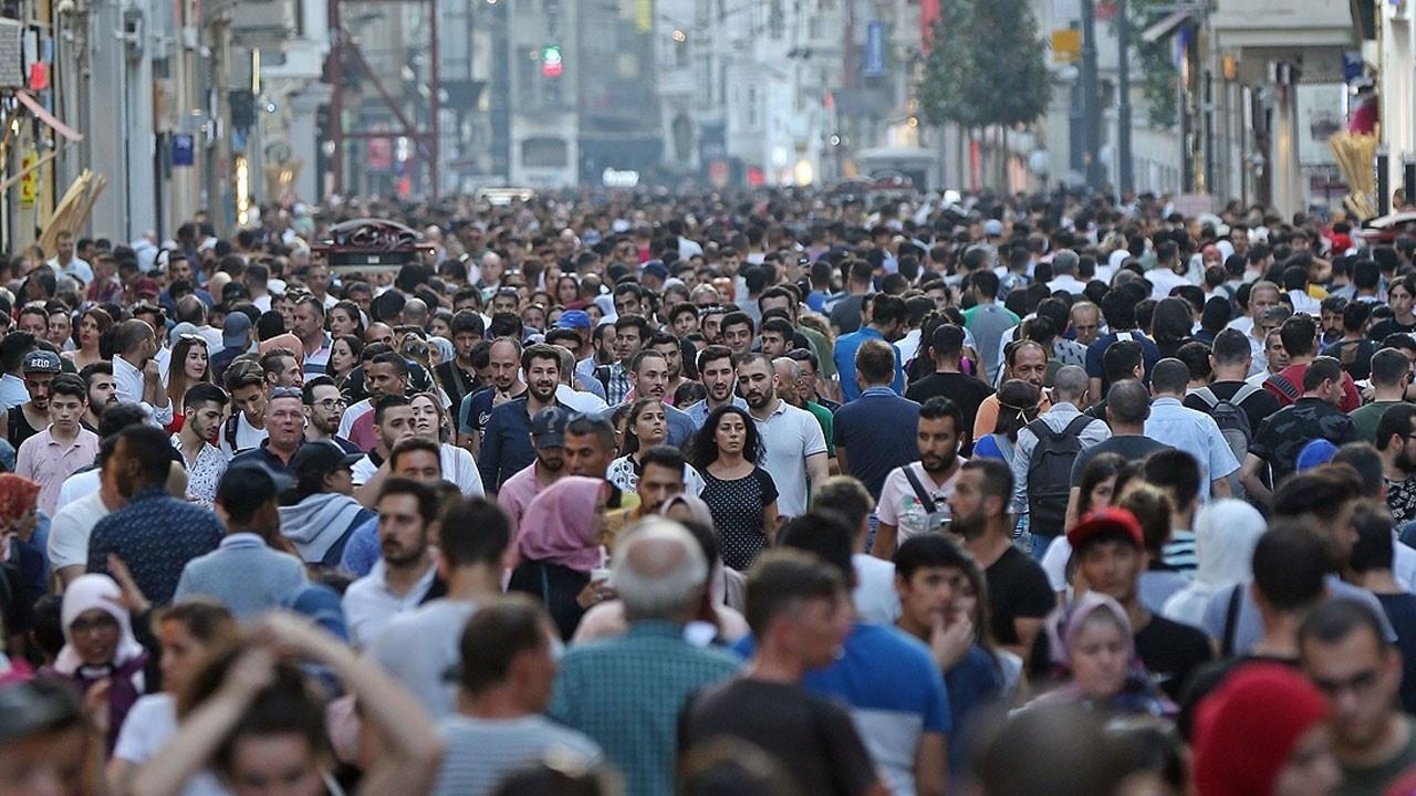 Türkiye’de 2,5 milyon kişi iller arasında göç etti: En çok göç alan il yine şaşırtmadı! Türkiye’de 2,5 milyon kişi iller arasında göç etti: En çok göç alan il yine şaşırtmadı!