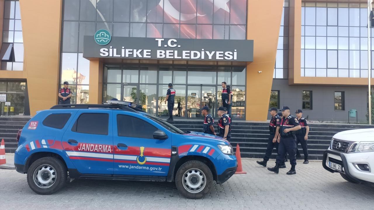 Silifke Belediyesine yönelik soruşturmada CHP'li meclis üyesi tutuklandı