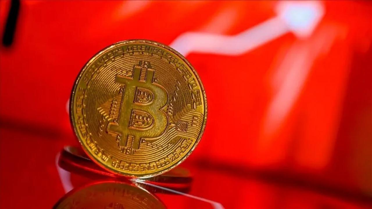 Bitcoin'de alarm! Uzman 60 bin dolar riskine dikkat çekti!