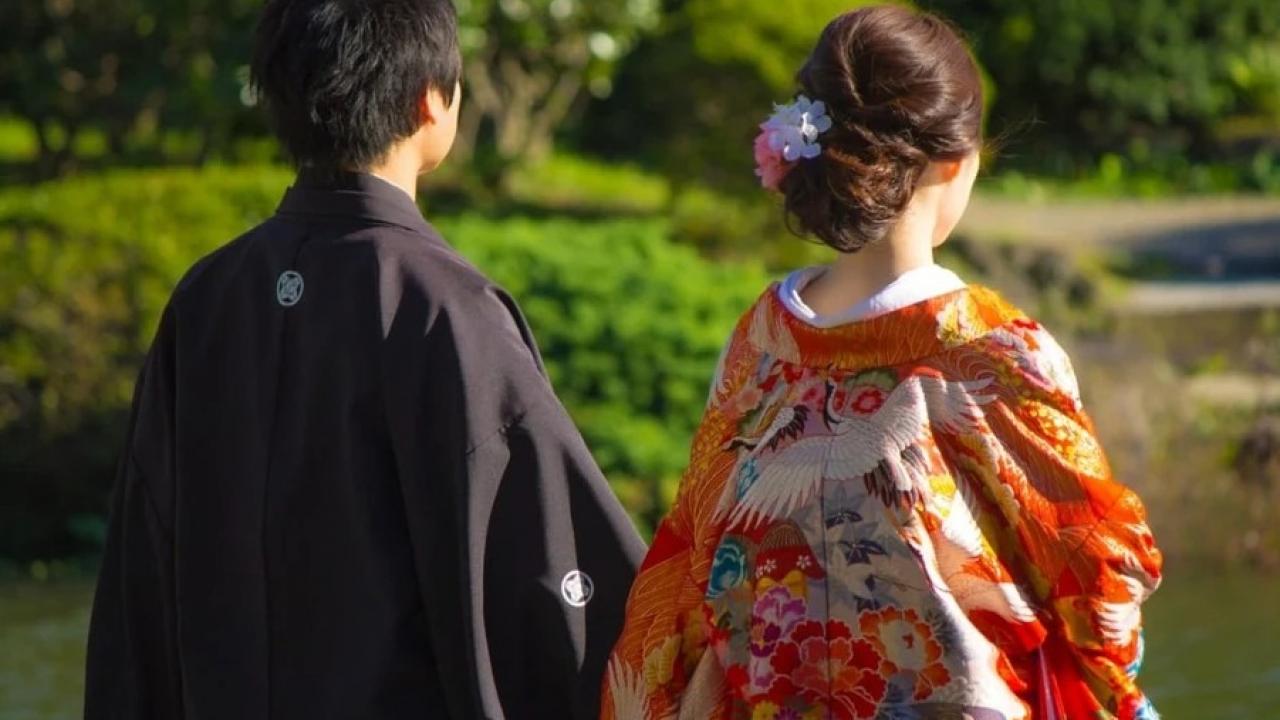 Tokyo Belediyesinin çöpçatanlık uygulaması 265 çifti evlendirdi