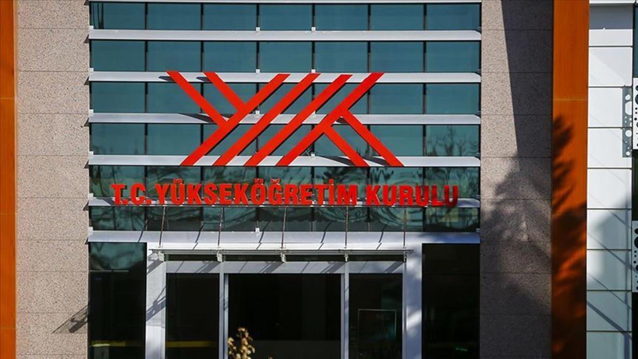 YÖK’ten vakıf üniversitelerine uyarı: Öğrenim ücreti artışı yüzde 25’i geçemeyecek YÖK’ten vakıf üniversitelerine uyarı: Öğrenim ücreti artışı yüzde 25’i geçemeyecek