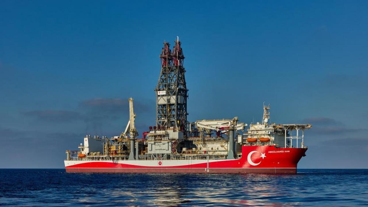Bayraktar: "Milletimizin refahı için aramaya, keşfetmeye ve üretmeye devam edeceğiz"