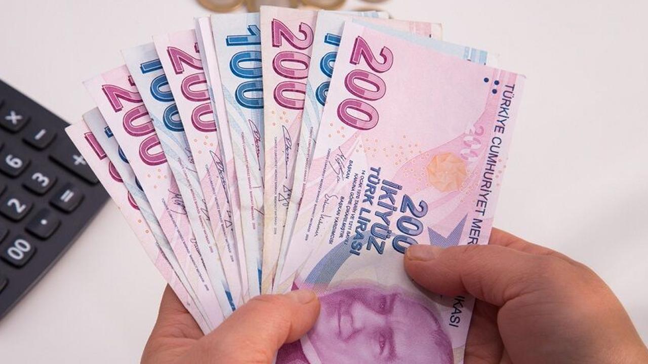 Öğrencilere aylık 13.750 TL! Bakan büyük müjdeyi verdi