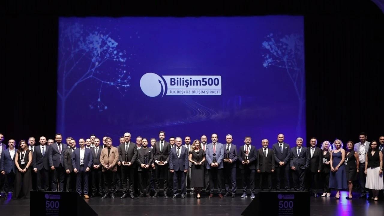 Türk Telekom bilişim 500’de zirvede