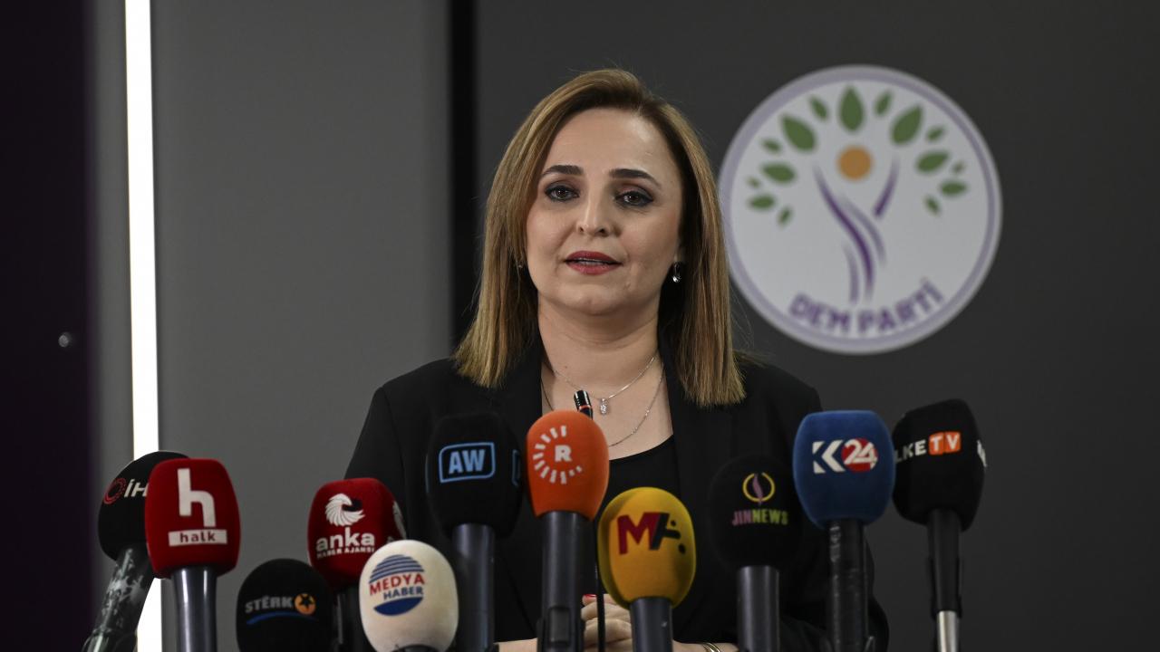 DEM Parti’den dikkat çeken kongre kararı! Tarih öne çekildi