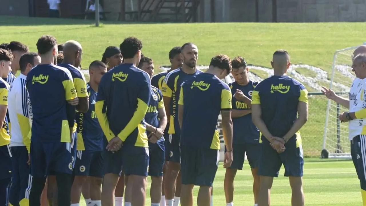 Fenerbahçe’de ayrılık kesinleşti! Yıldız oyuncunun yeni takımı belli oldu