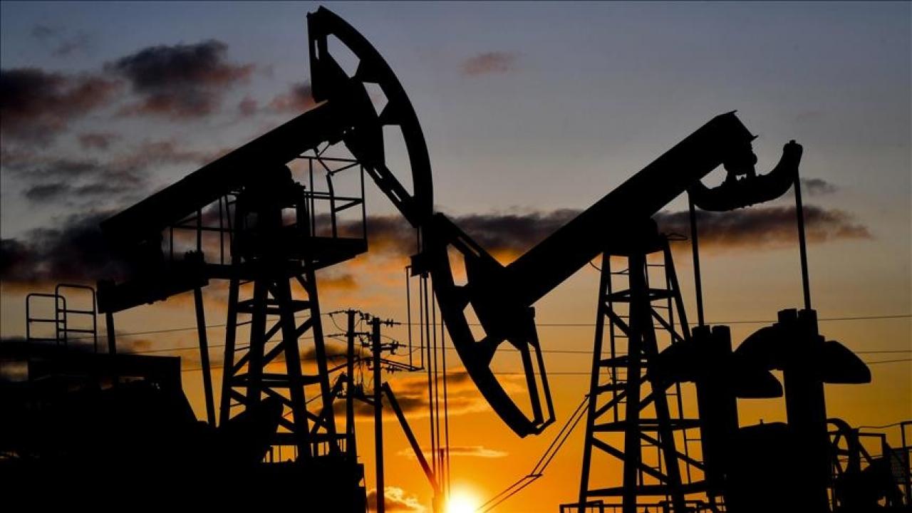 Vites yükselttik! 6 ayda 23,1 milyon varil petrol, 1,6 milyar metreküp doğal gaz üretildi!