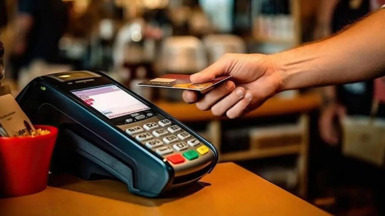 Kartlı ödemeler temmuzda 3 trilyon liraya yaklaştı
