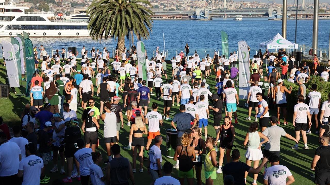 YeÅilay Yarı Maratonu ilk kez İstanbul’da! SaÄlıklı yaÅam için koÅtular