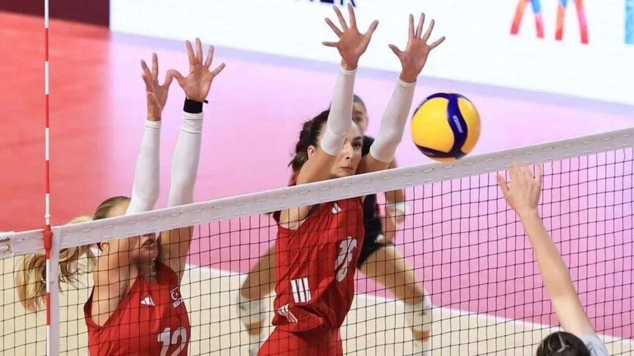 Kadın Milli Voleybol Takımı 2026 Akdeniz Oyunları'nda finale yükseldi